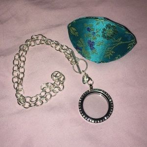 Origami Owl Pendant and Chain